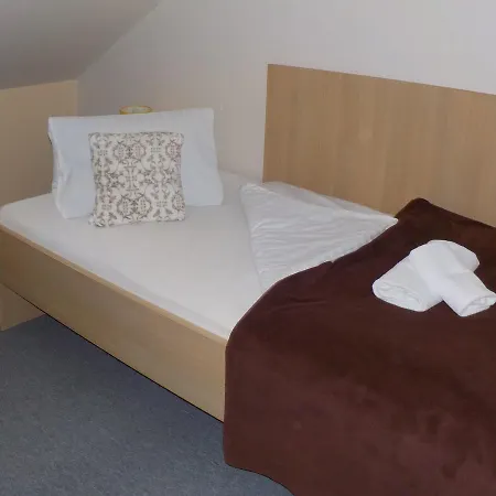 Hotel Krivan 2*